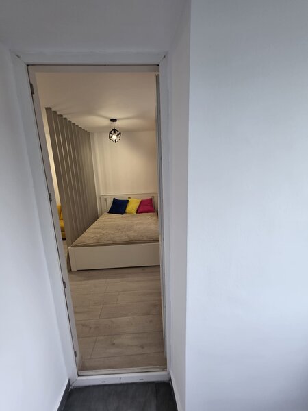 Elev Stefanescu, garsoniera de inchiriat, 40 mp, prima inchiriere.